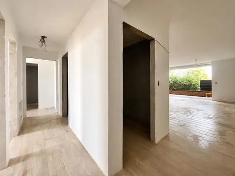 Departamento 4 ambientes con 2 baños