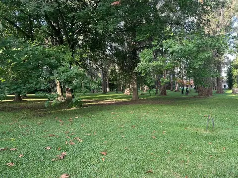 Venta Lote Praderas de Lujan 900 mts Central