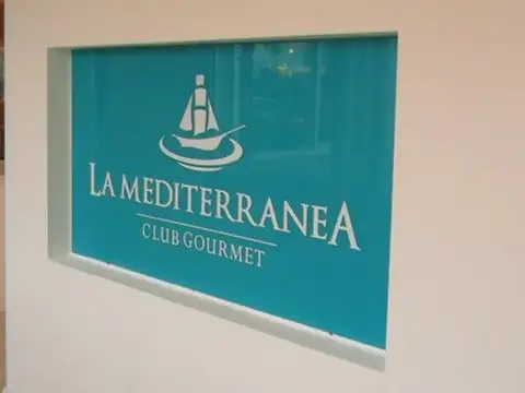 MIRALAGOS - LOTE  FONDO AL GOLF