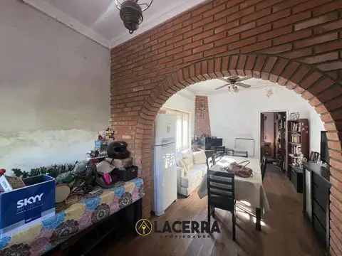 Casa 4 ambientes en venta con patio