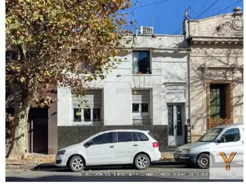 Casa en venta - 1 Dormitorio 1 Baño - Parque Patricios