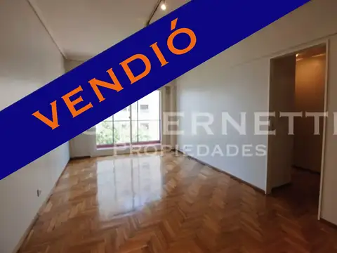 Excelente Semipiso 3 Ambientes con balcón - En la mejor ubicación residencial de Villa Urquiza -