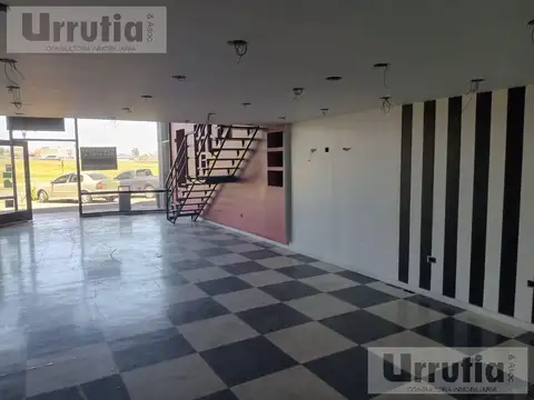 Local en Alquiler en Villa Gobernador Udaondo, USD 1.900