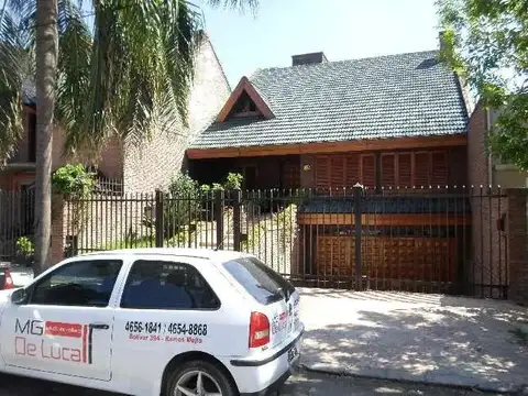 Chalet En Venta En Haedo Centro Norte