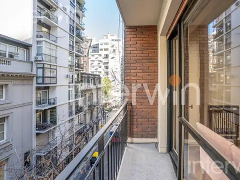Departamento - 3 Ambientes y dependencias -  balcón - Recoleta - VENTA