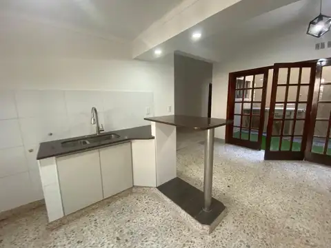 Depto Tipo Casa 2 ambientes con 1 baño