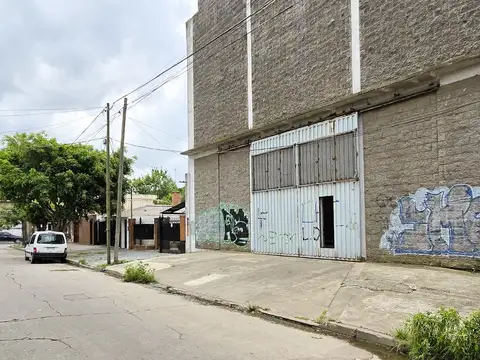 Galpon en Venta 45,44  mts Fondo