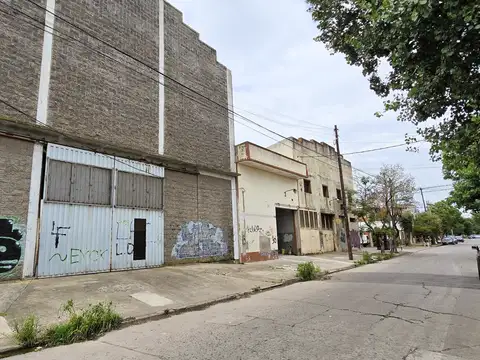 Galpon en Venta 17,32  mts Frente