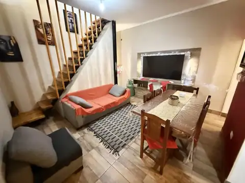 Casa 4 ambientes con 1 baño