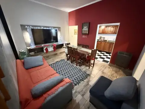 Casa en Venta con 1 cochera