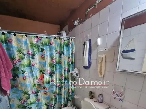 VENDO. Casa en calle Montangie. Concordia, ER.