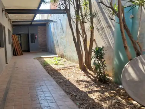 Local en Alquiler en Santos Lugares, $ 1.300.000