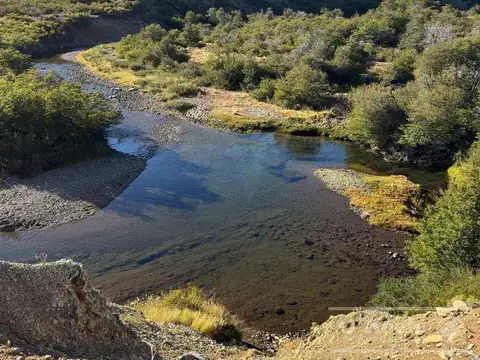 Campo de 2400 Has en venta en Rio Negro - Patagonia Argentina - Fly Fishing rio Pichileufu