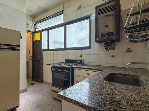 Depto 3 ambientes con dependencia 71 m zona centro