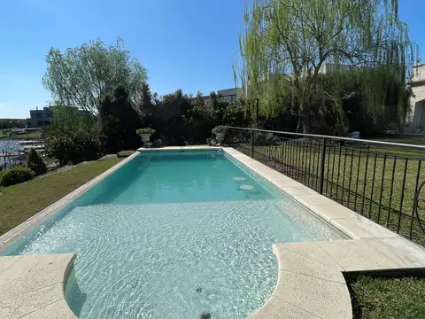 Casa en Alquiler al Noroeste