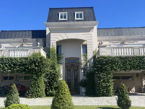 Casa en Alquiler de 3 dormitorios