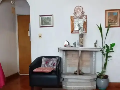 Humberto Primo 1700, Piso 4