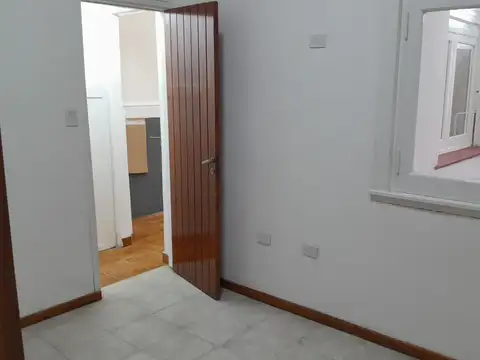 Depto Tipo Casa en Alquiler en Floresta, $ 650.000