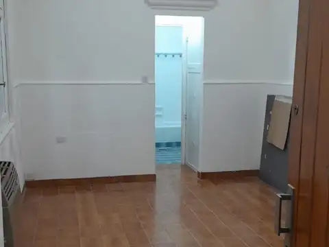 Depto Tipo Casa 2 ambientes con 1 baño
