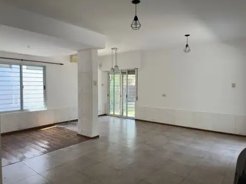 Marmol esquina Tomas de la Torre