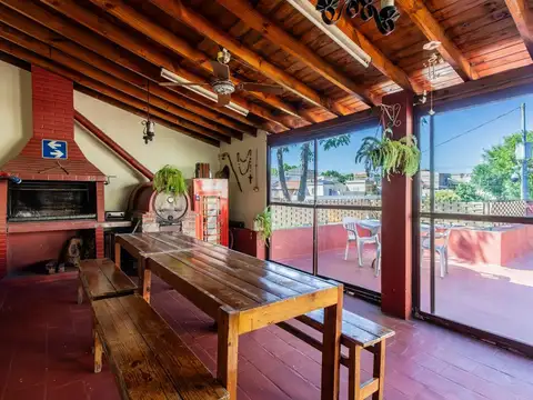 3amb con dependencia y playroom/multiuso Luminosa