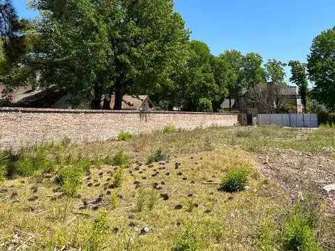 Terreno en Venta en Golf, USD 400.000