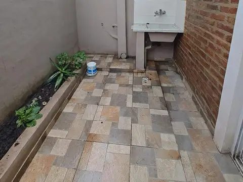 Departamento en Alquiler en Gregorio de Laferrere, $ 600.000