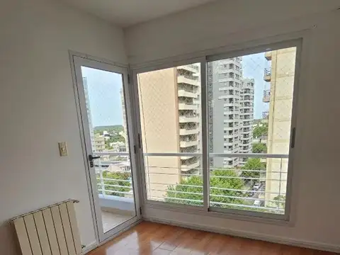 Departamento en Alquiler en Lomas De Zamora, $ 600.000