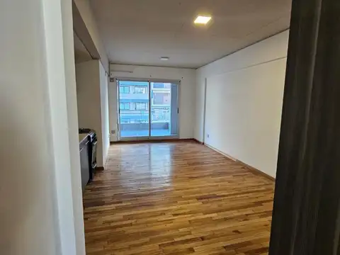 Departamento en Alquiler con 1 cochera