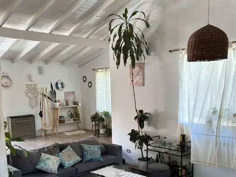 Casa 4 ambientes en Cnel. Samuel Spiro 2605 – Valeria del Mar