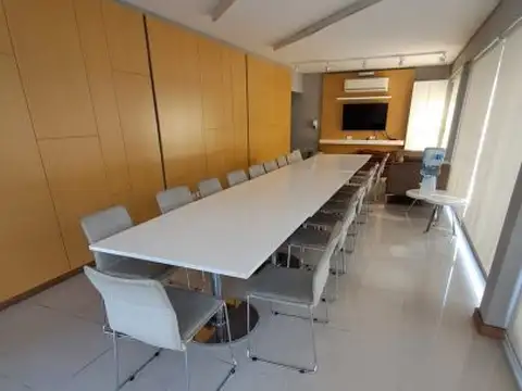 Monoambiente con patio + Pileta + ZUM