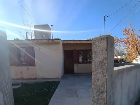 ayacucho y maipu 100