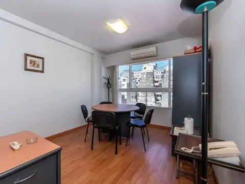 Uruguay 200 , Piso 6