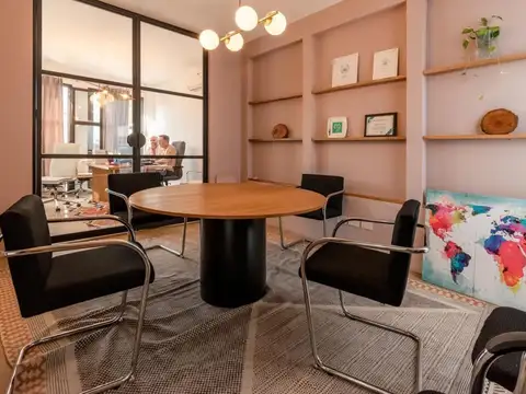 CASA/LOCAL DE 6 AMBIENTES, USO COMERCIAL