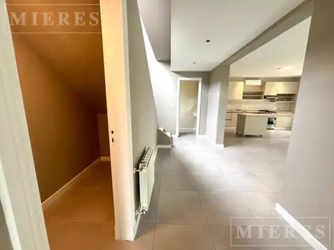 Casa en Alquiler en Villanueva, USD 2.900