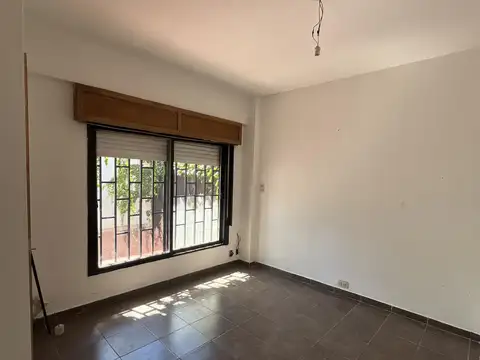 Depto Tipo Casa en Alquiler 40 años