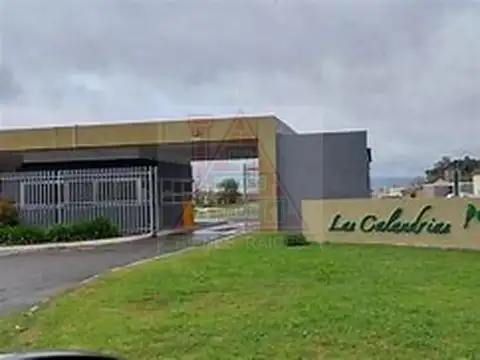LOTE 1039m, VENTA EN BARRIO LAS CALANDRIAS