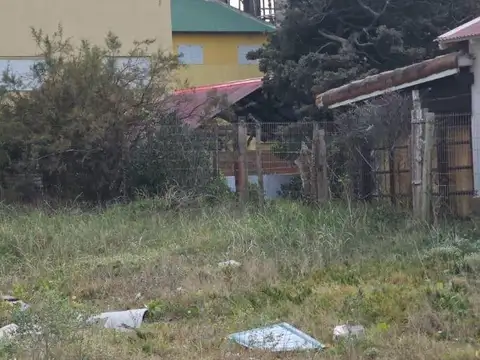 Avenida Costanera e/ González y Drumond