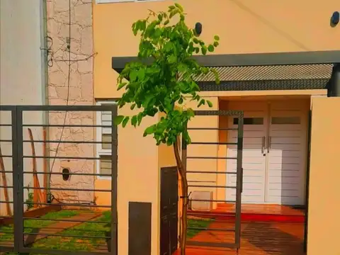 VENTA – DÚPLEX 2 AMBIENTES CON PATIO | VILLA PRIMERA