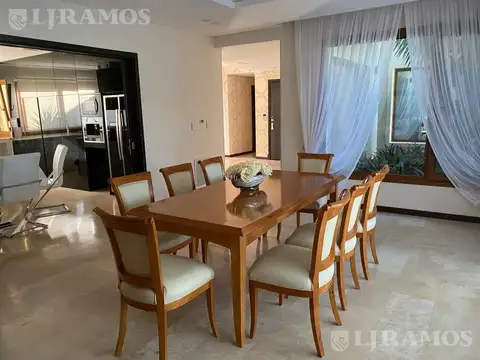 Casa en Canning  PG