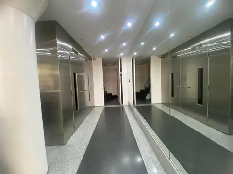 Oficina en Alquiler al Sur