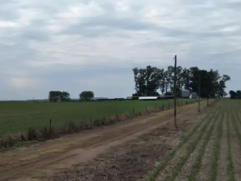 Villa Cañas 10 al 2600