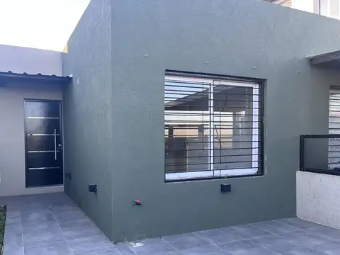 Casa en Venta en Capitan Bermudez, USD 53.000