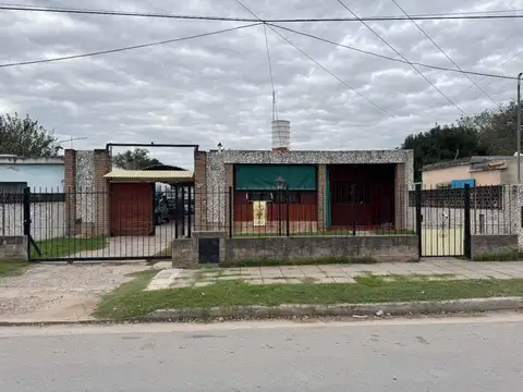 VENTA CASA CERRO NORTE 2 DORM CON GALPON