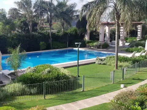 COCHERA VILLAGE PLAZA