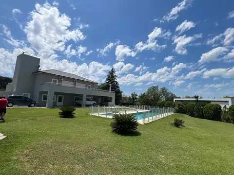 Casa en Venta de 5 dormitorios