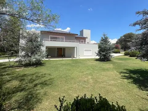 VENTA CASA COUNTRY CAUSANA