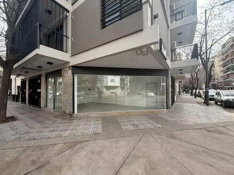 Local en Alquiler en Núñez, $ 2.900.000