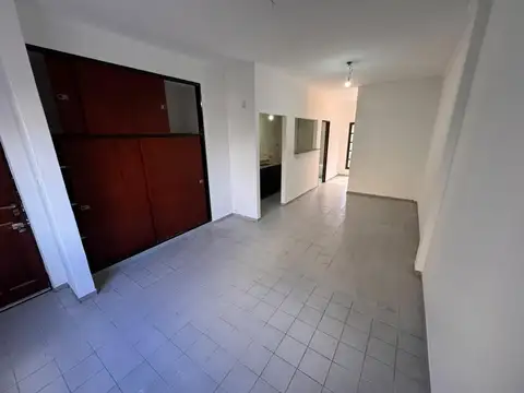 Departamento en Alquiler en San Antonio de Padua, $ 500.000