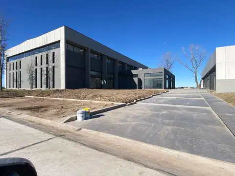 LOTE A LA VENTA 700m2 ST THOMAS CHICO OPORTUNIDAD